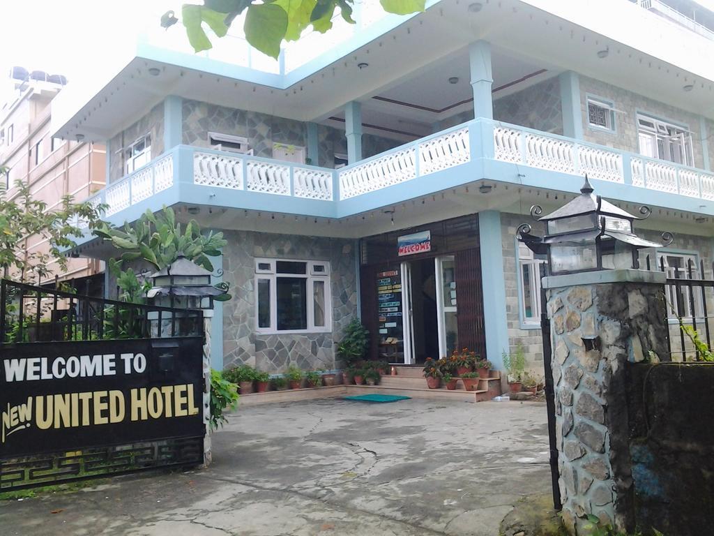 New United Hotel Pokhara Exterior photo